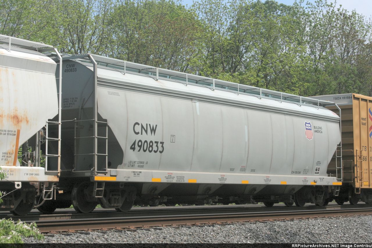 CNW 490833